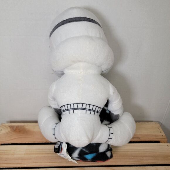 Star Wars Character & Throw Set Storm Trooper NWT - Picture 3 of 7